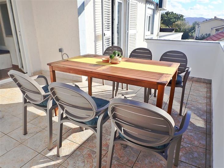 Apartment A1, for 6 persons