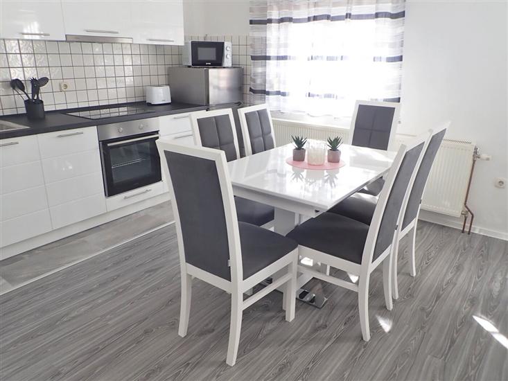 Apartment A1, for 6 persons