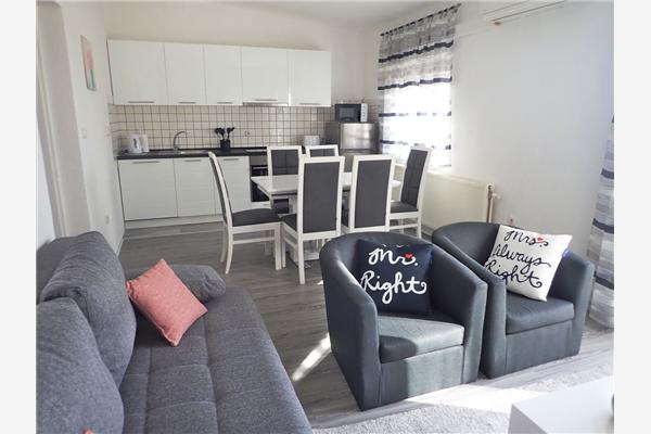 Apartment A1, for 6 persons