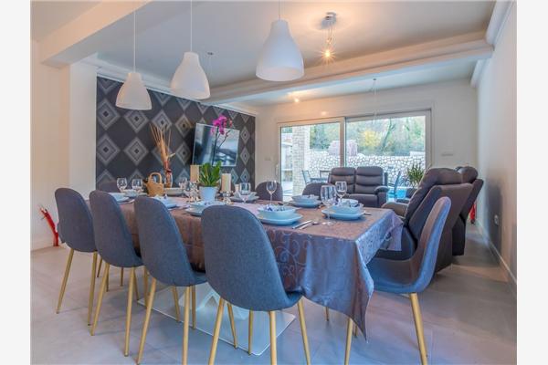 House K1, for 10 persons