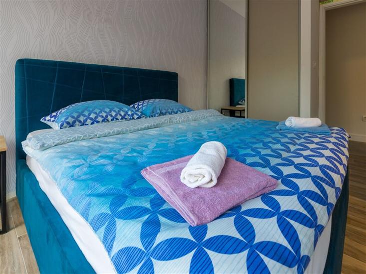 House K1, for 10 persons