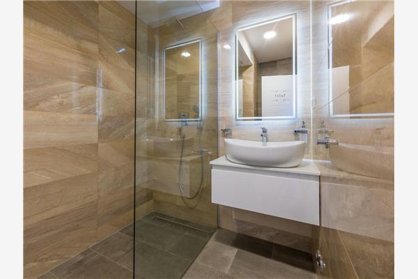 House K1, for 10 persons