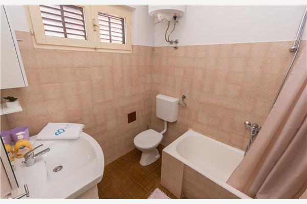 Apartment A2, for 4 persons