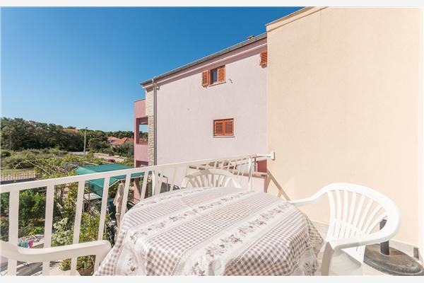 Apartment A2, for 4 persons