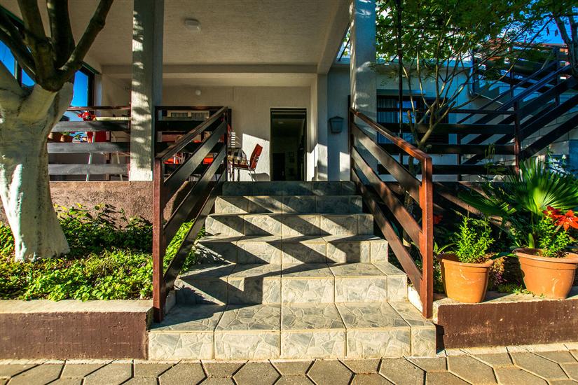 Apartments SLAVICA