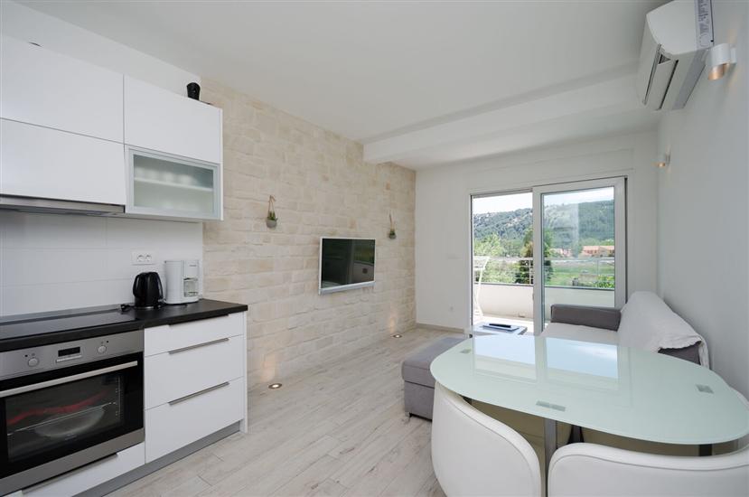 Apartment A3, for 6 persons