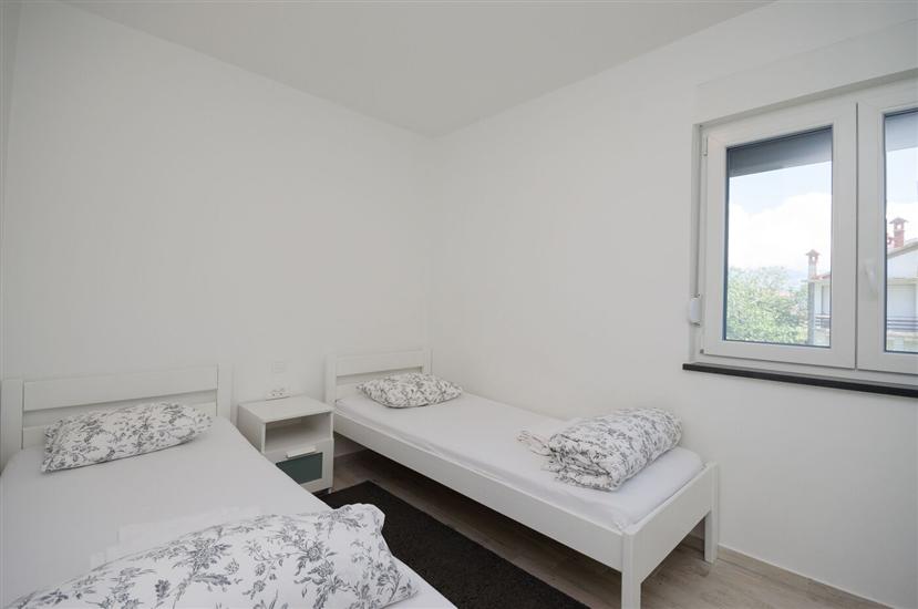 Apartment A4, for 6 persons