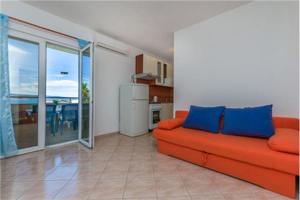 Apartment A1, for 6 persons
