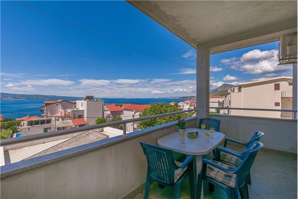 Apartment A1, for 6 persons