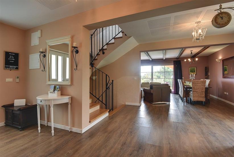 House K1, for 10 persons