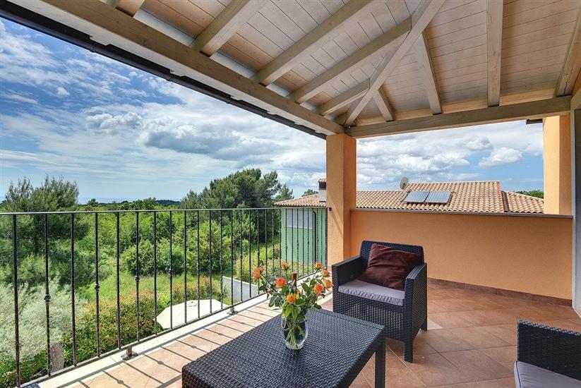 House K1, for 10 persons