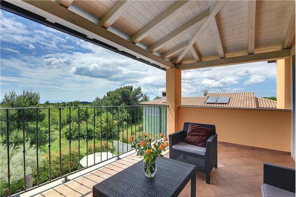 House K1, for 10 persons