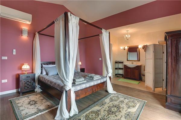 House K1, for 10 persons