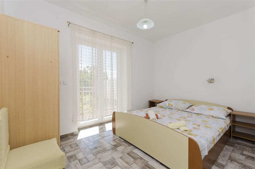 Apartment A4, for 4 persons