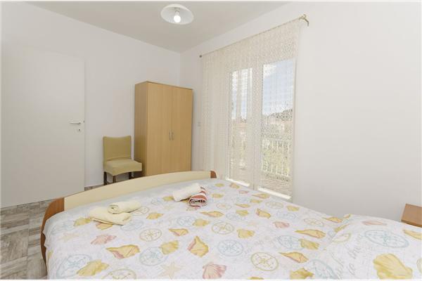Apartment A4, for 4 persons