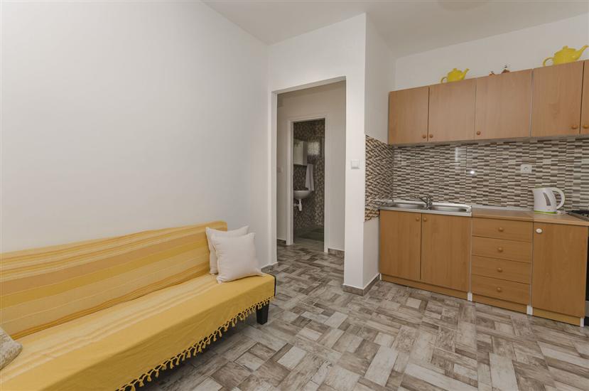 Apartment A4, for 4 persons