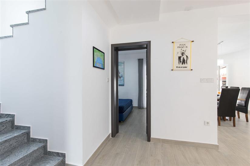 House A1, for 9 persons