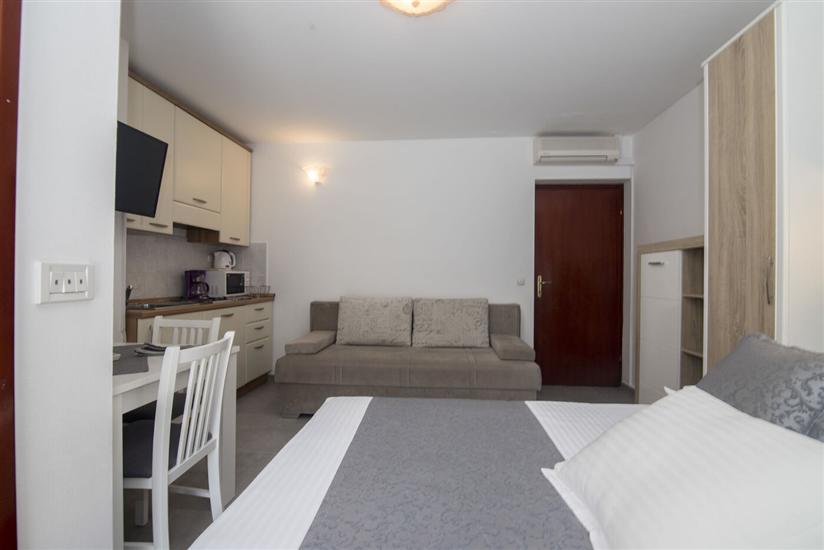 Apartment A1, for 3 persons
