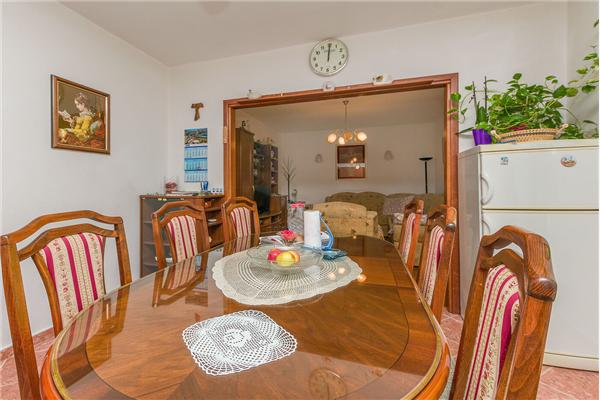 Apartment A1, for 6 persons