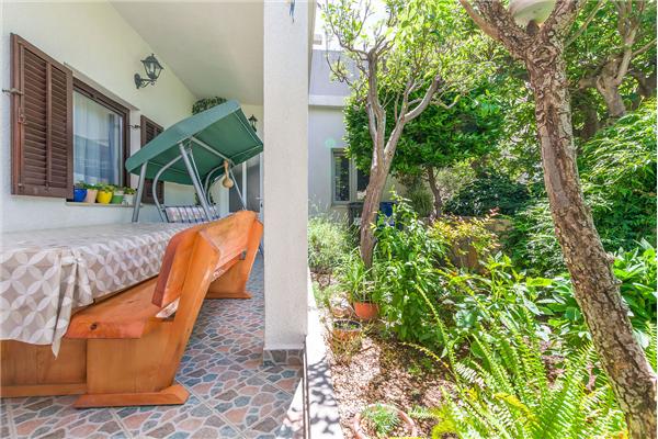 Apartment A1, for 6 persons