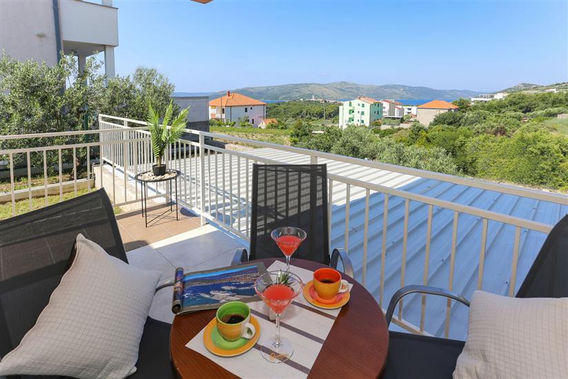 House K1, for 10 persons