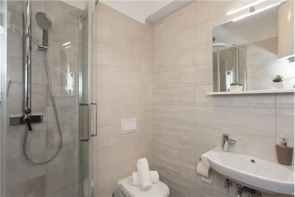 House K1, for 10 persons