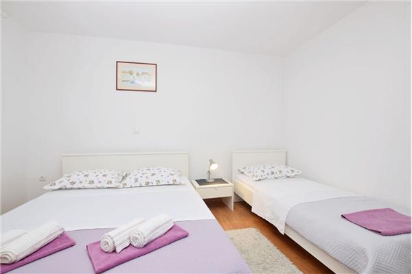 Apartment A1, for 3 persons
