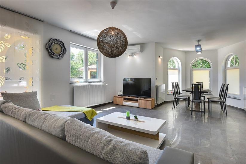 House K1, for 8 persons