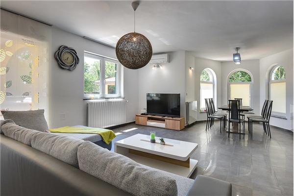 House K1, for 8 persons