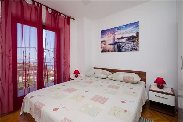 Apartment A2, for 5 persons