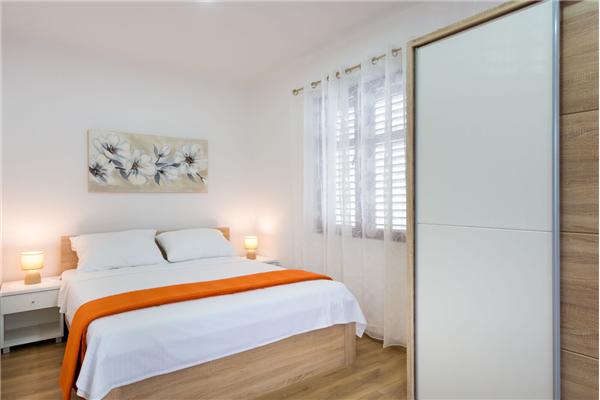 Apartment A1, for 4 persons