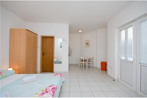 Apartment A1, for 3 persons