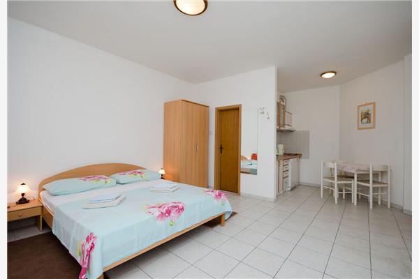 Apartment A1, for 3 persons