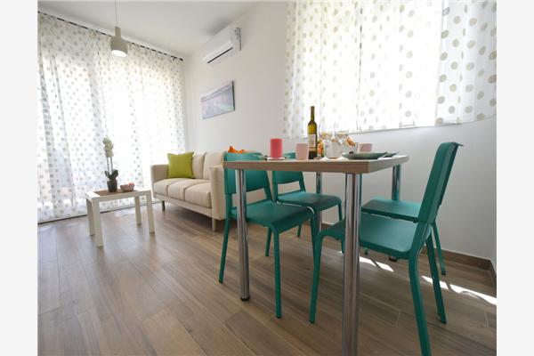 Apartment A4, for 4 persons