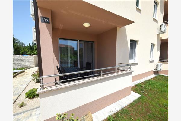 Apartment A4, for 4 persons