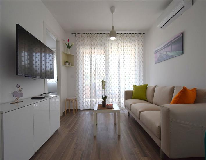 Apartment A4, for 4 persons