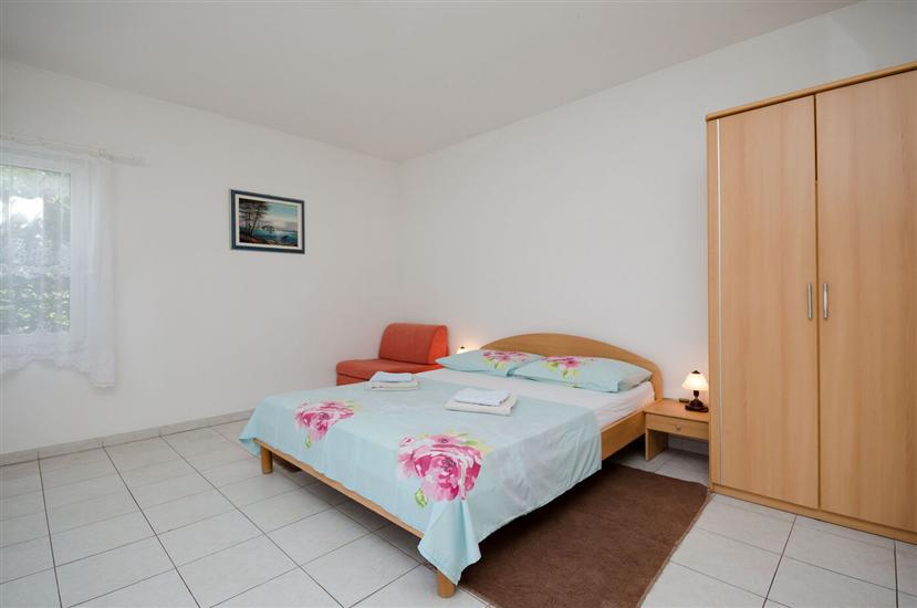 Apartment A1, for 3 persons