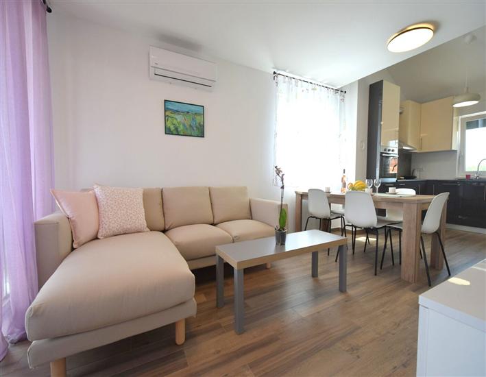 Apartment A6, for 4 persons
