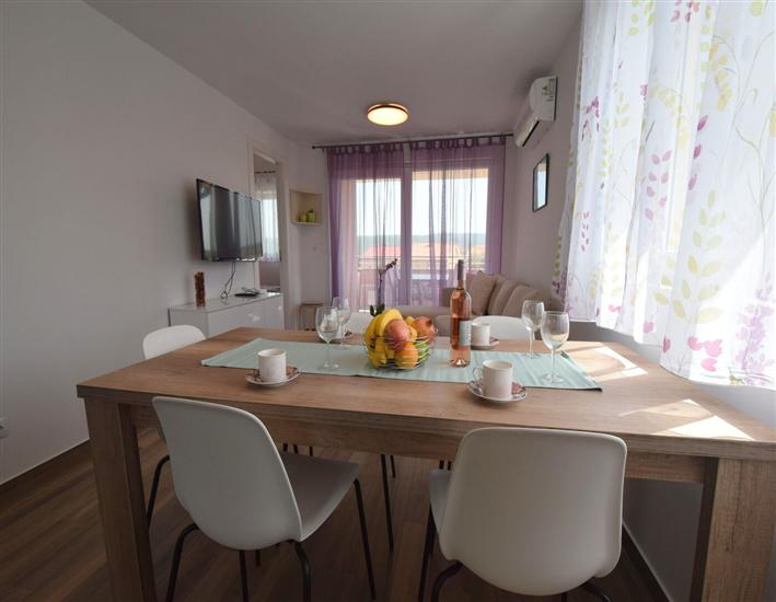 Apartment A6, for 4 persons