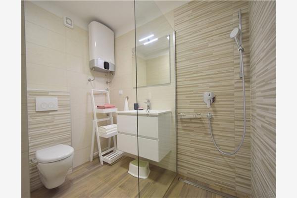 Apartment A6, for 4 persons
