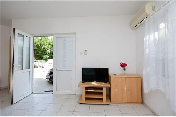 Apartment A1, for 3 persons