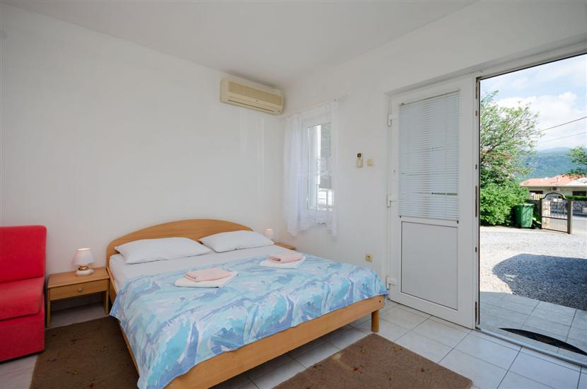 Apartment A2, for 3 persons