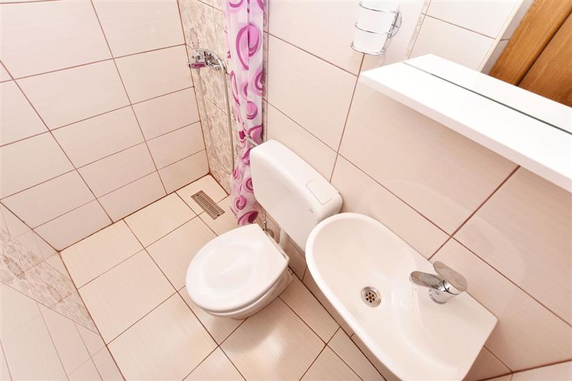 Apartment A2, for 3 persons