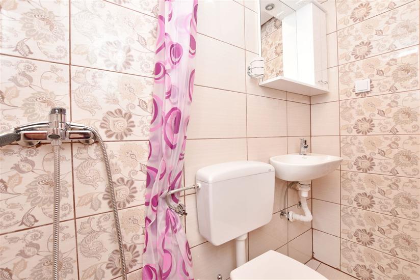 Apartment A2, for 3 persons