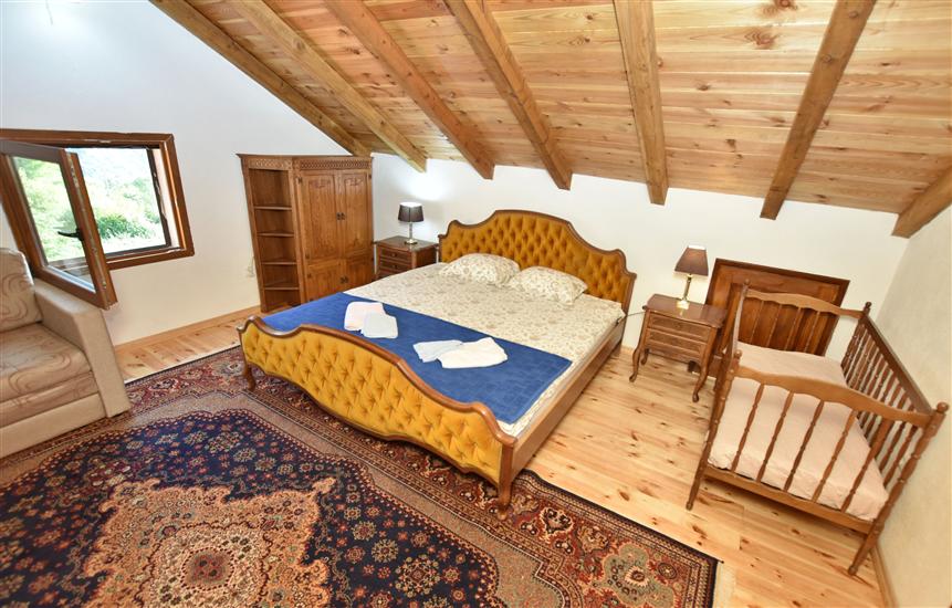 Apartment A1, for 6 persons