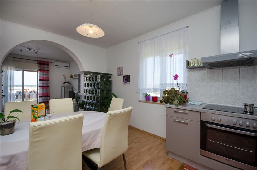 Apartment A1, for 5 persons