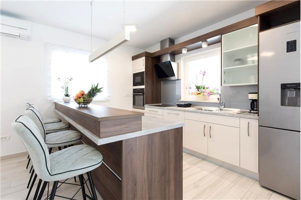 House K1, for 8 persons