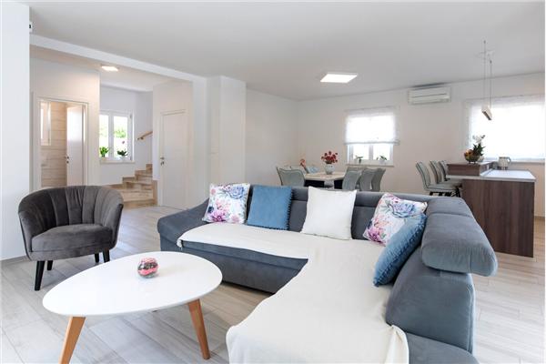 House K1, for 8 persons