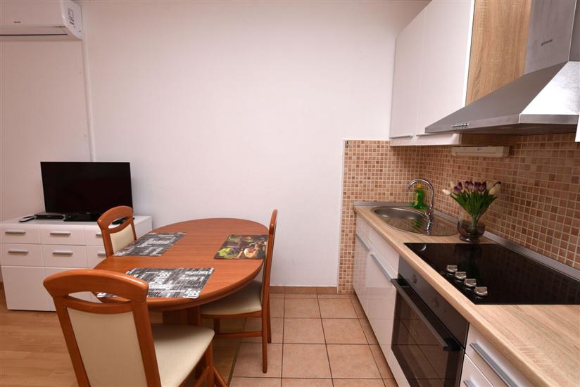 Apartment A1, for 3 persons