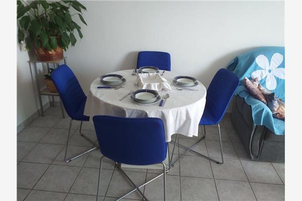 Apartment A1, for 5 persons